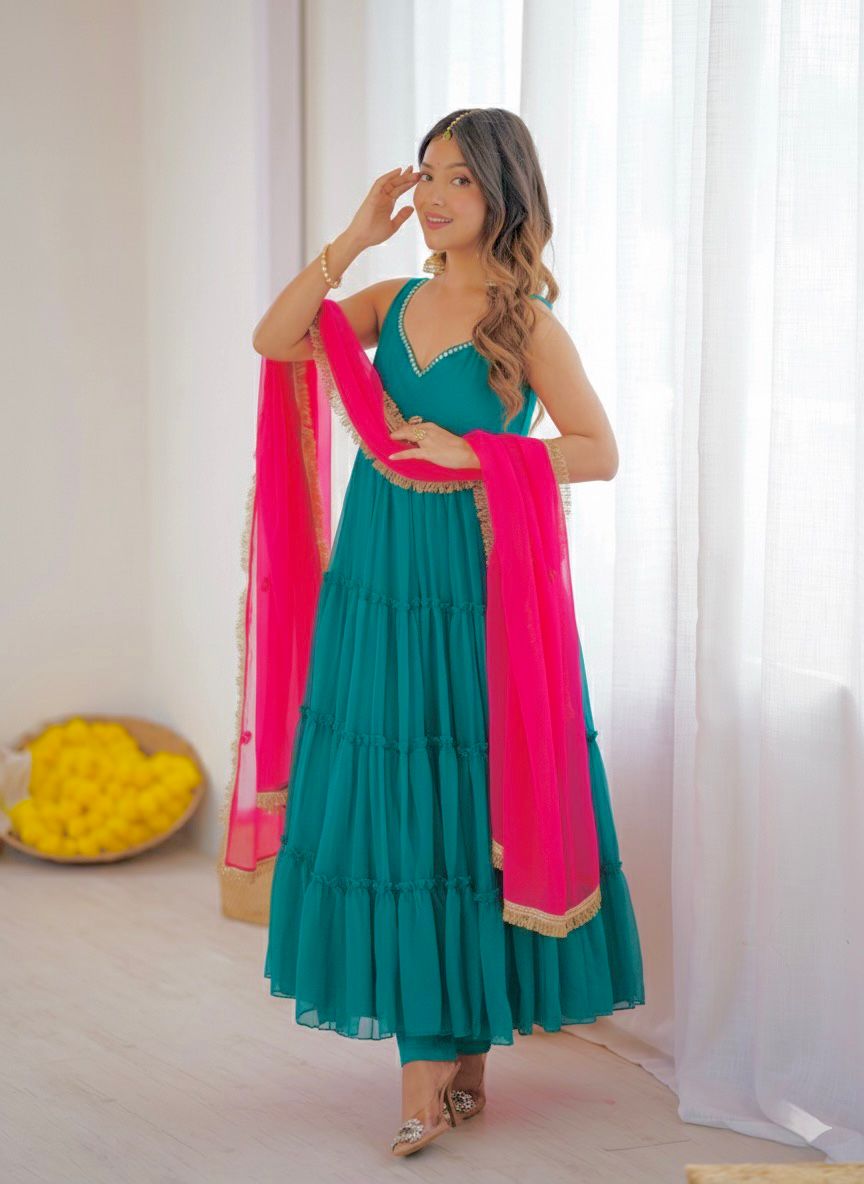 Gerorrget Chiffon Heavy Fabric Gown