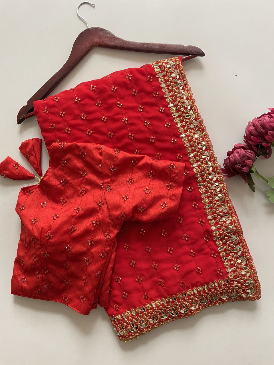 Heavy quality Faux Georgette Fabric in Saree