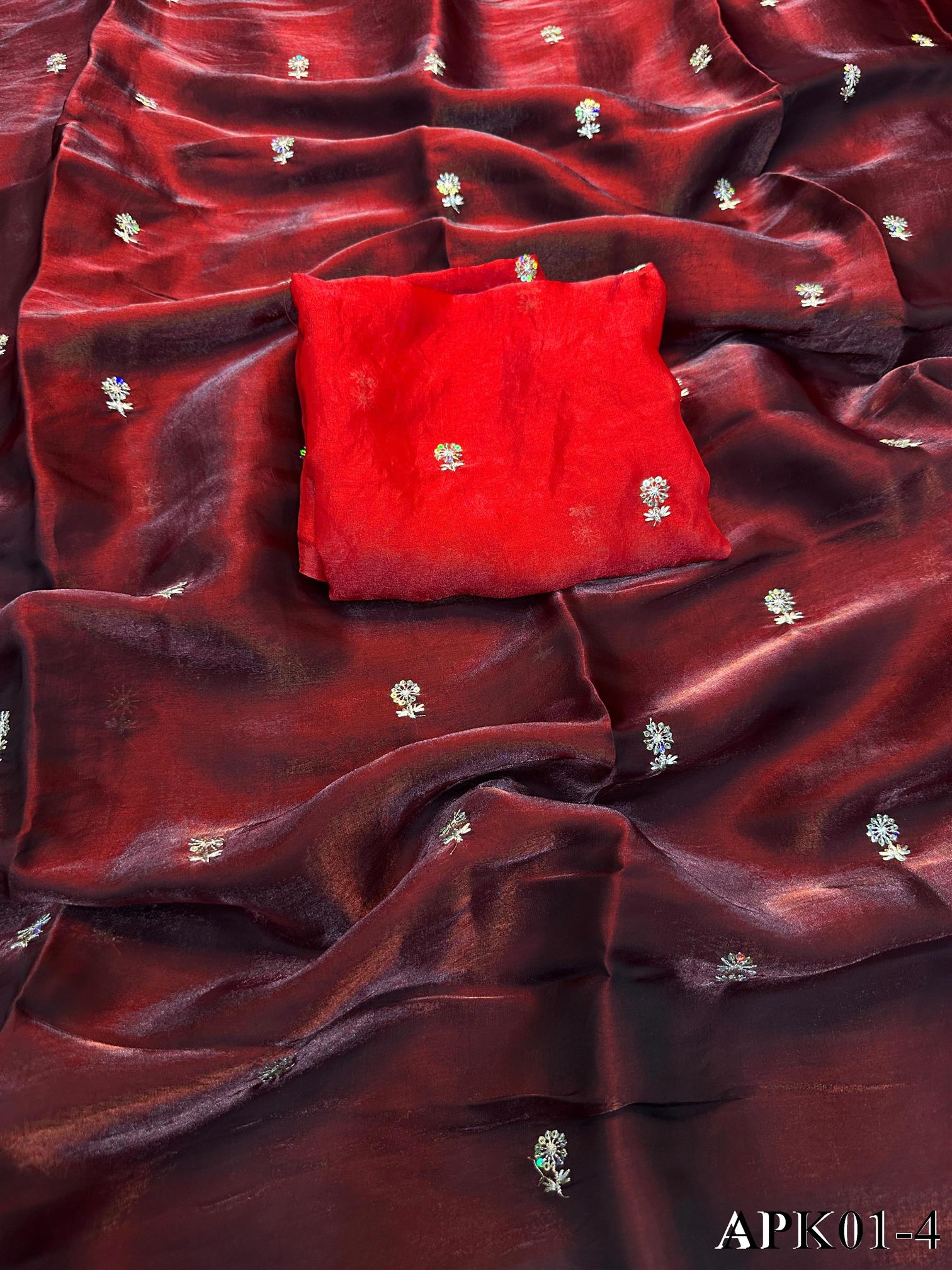 Fendy Sattin Dual Shaded With Zari Work Saree