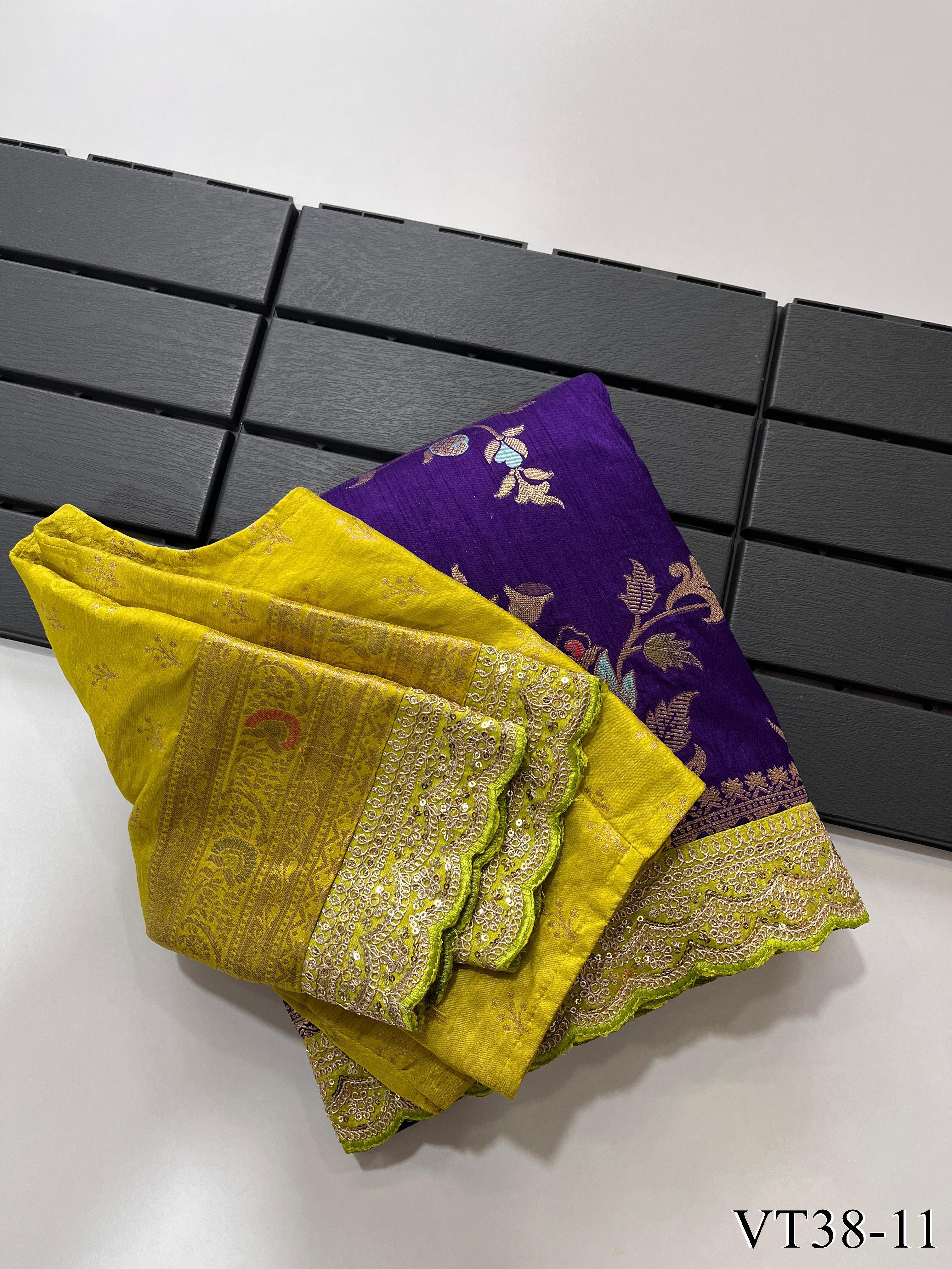 Pure Banarasi Silk With Weaving Flower Design Saree