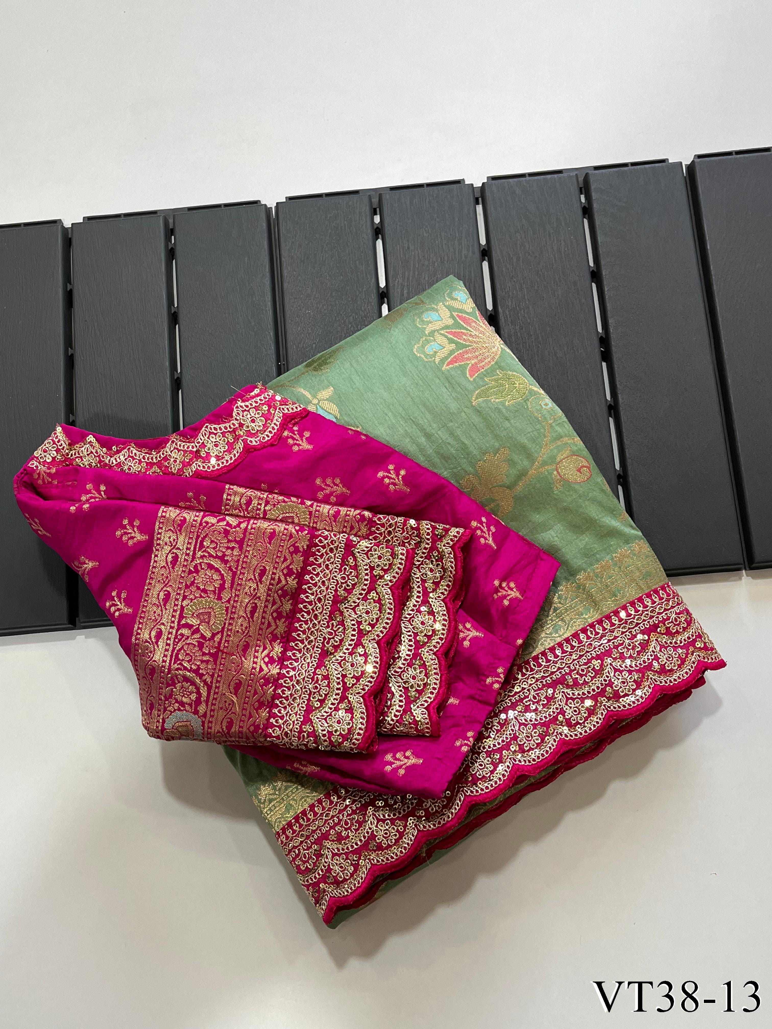 Pure Banarasi Silk With Weaving Flower Design Saree