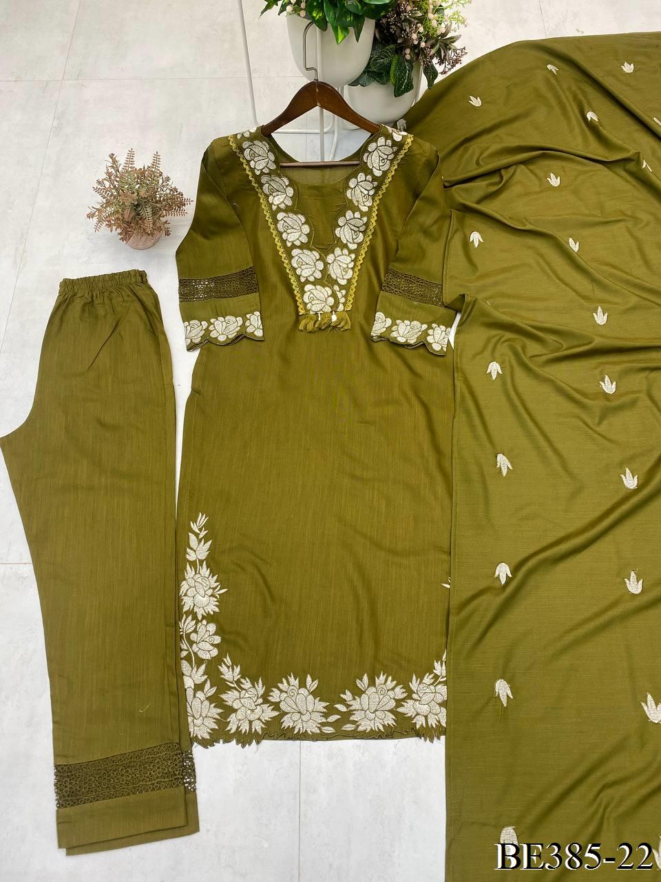 Reyon Slub Cotton Fabric in Top