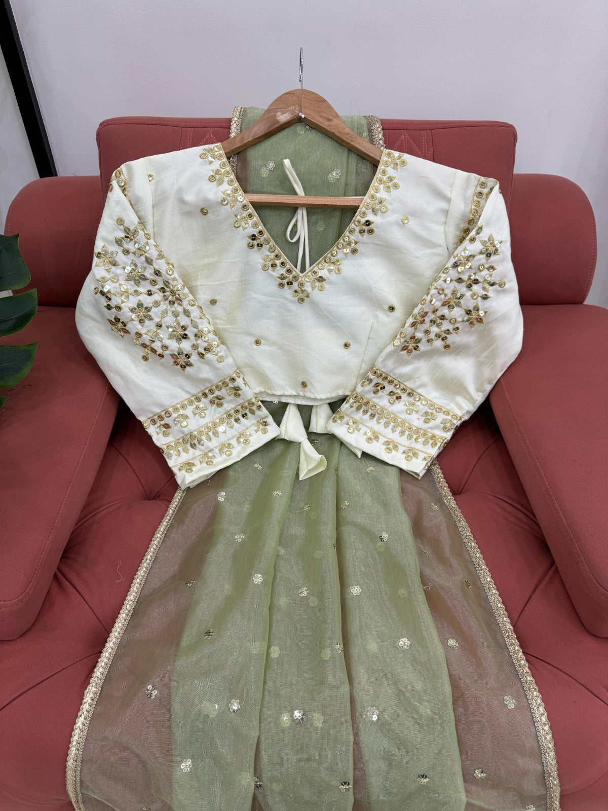 Havy Twill NetThred & Sequnce with Fancy Lace Saree
