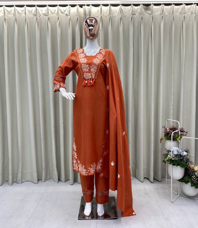 Reyon Slub Cotton Fabric in Top