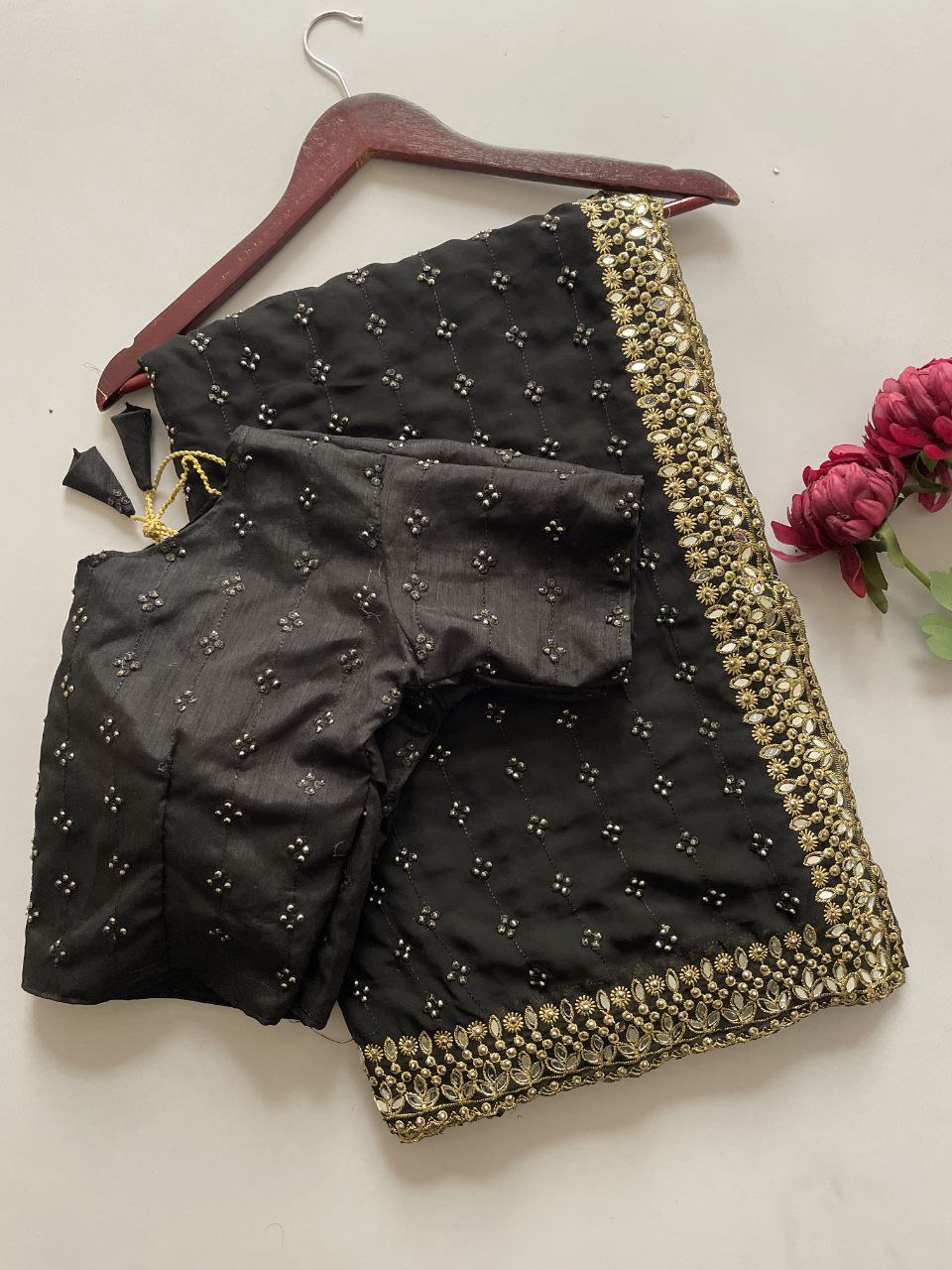 Heavy quality Faux Georgette Fabric in Saree