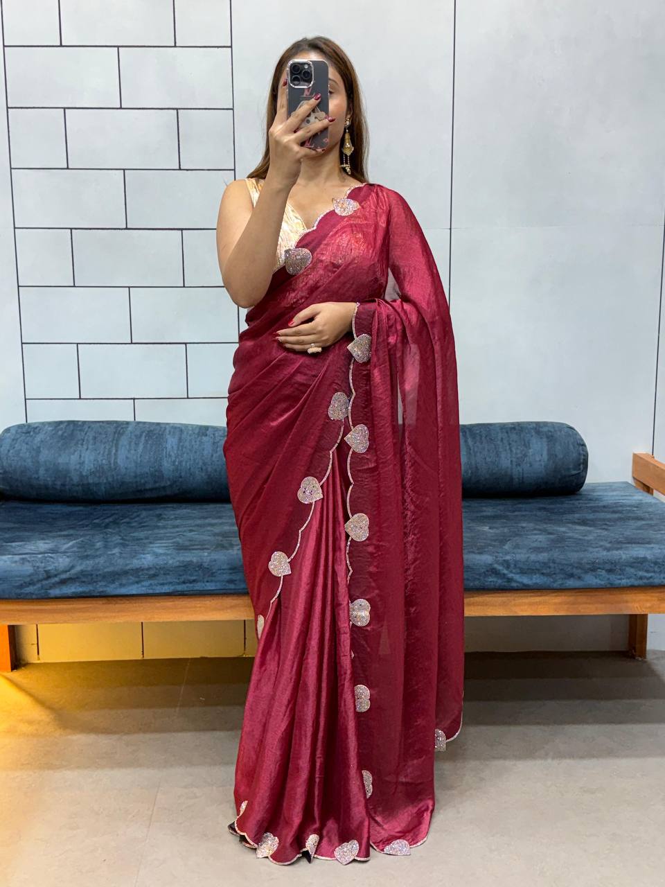 Style Loving Hart Diamond Cut Work Sarii