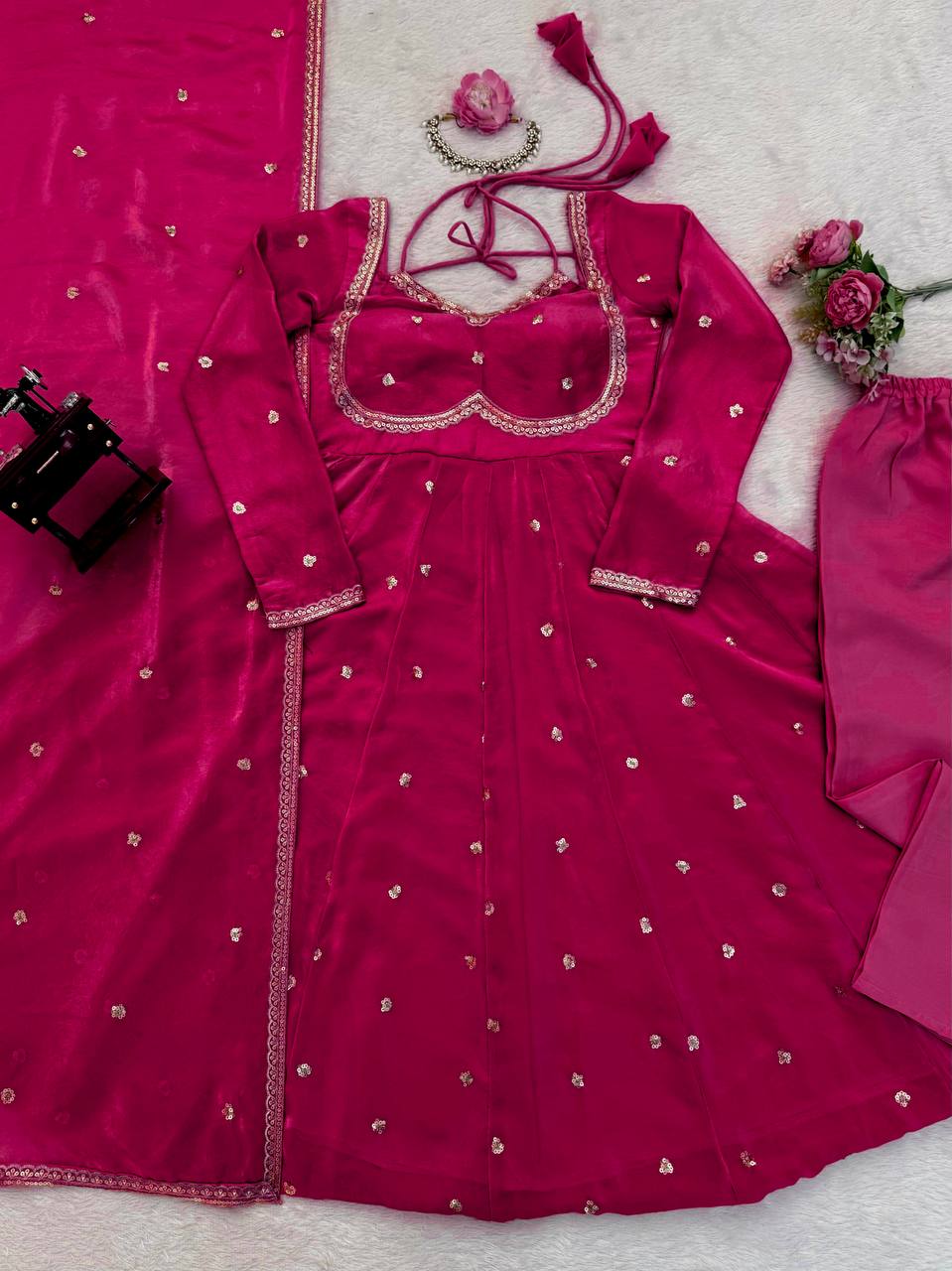 Beautifull Fendy Silk With Thread And Sequience Work Anarkali