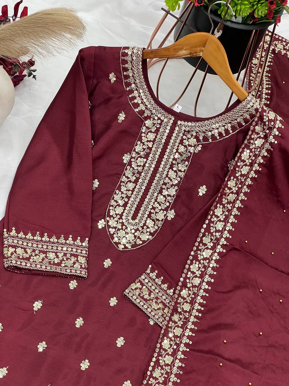 Fox Georgette With Embroidery Work With Full Sleeve With Lace Work Border Top Pent