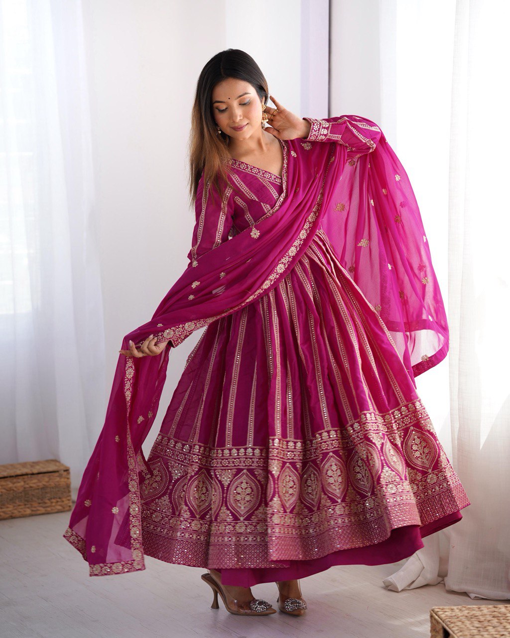 WOMEN'S WEAR SUMMER WEDDING SPECIAL SEQUENCE WORK GOWN