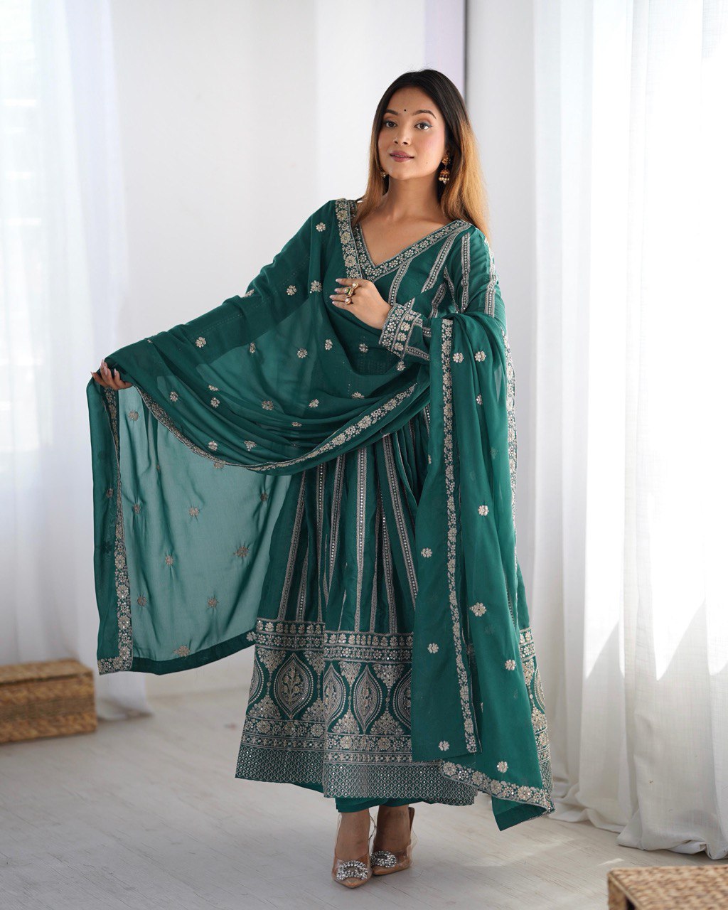 WOMEN'S WEAR SUMMER WEDDING SPECIAL SEQUENCE WORK GOWN