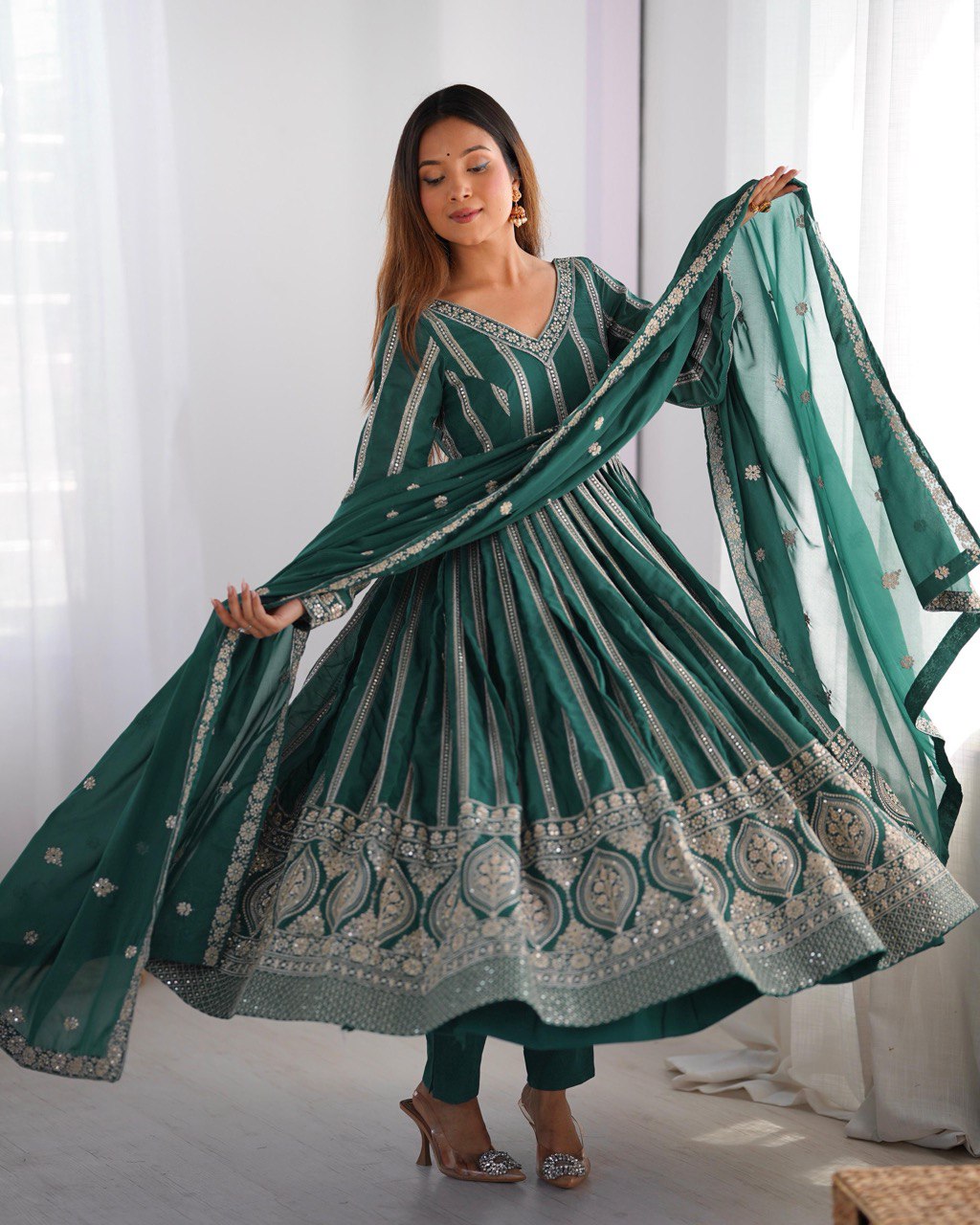 WOMEN'S WEAR SUMMER WEDDING SPECIAL SEQUENCE WORK GOWN