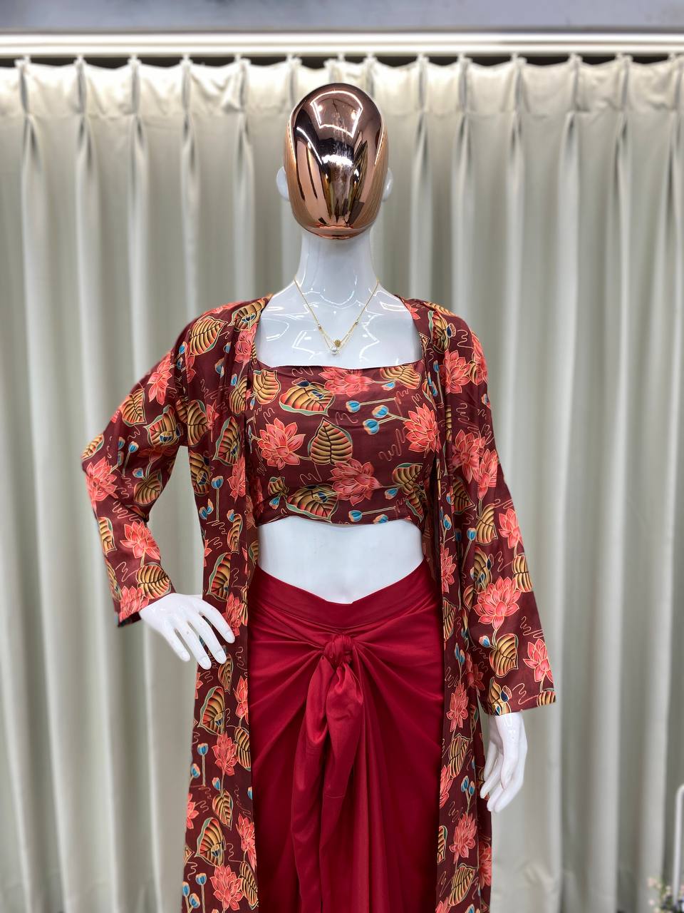 Free Size With Crape Silk And Fuillstitched Bottom Shrug Choli