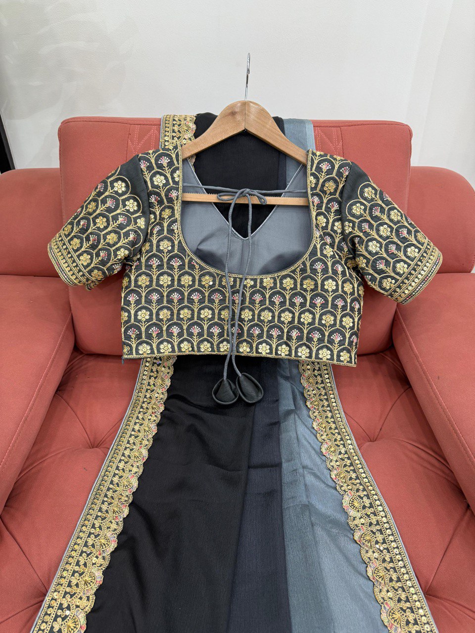 BEAUTIFUL TWO SHADE CHINON SILK PARTY WEAR SAREE