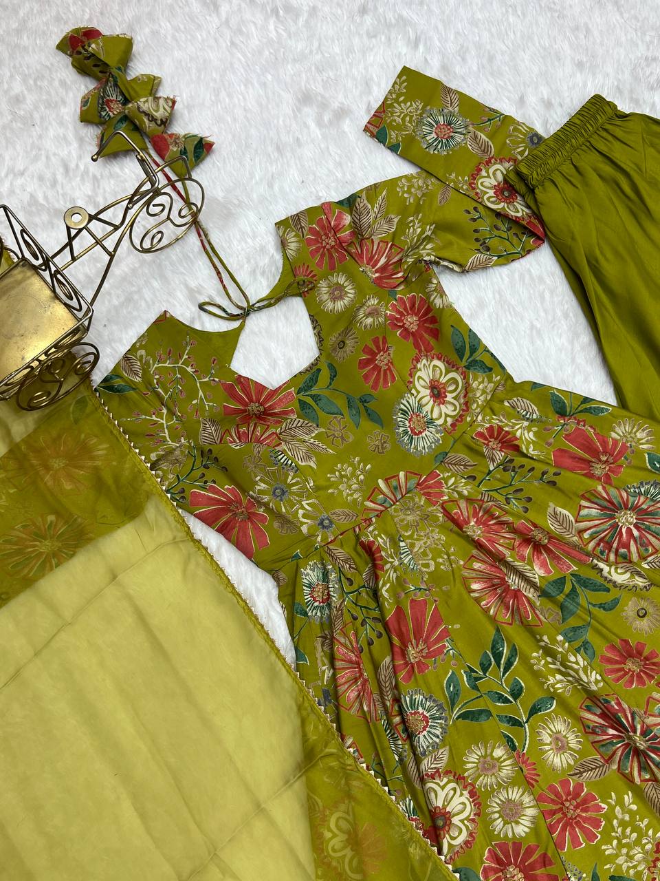 Pure Soft Romaqnsilk Chanderi With Digital Print Work With Padded, Side Zipper KediyaKurti  Plazzo