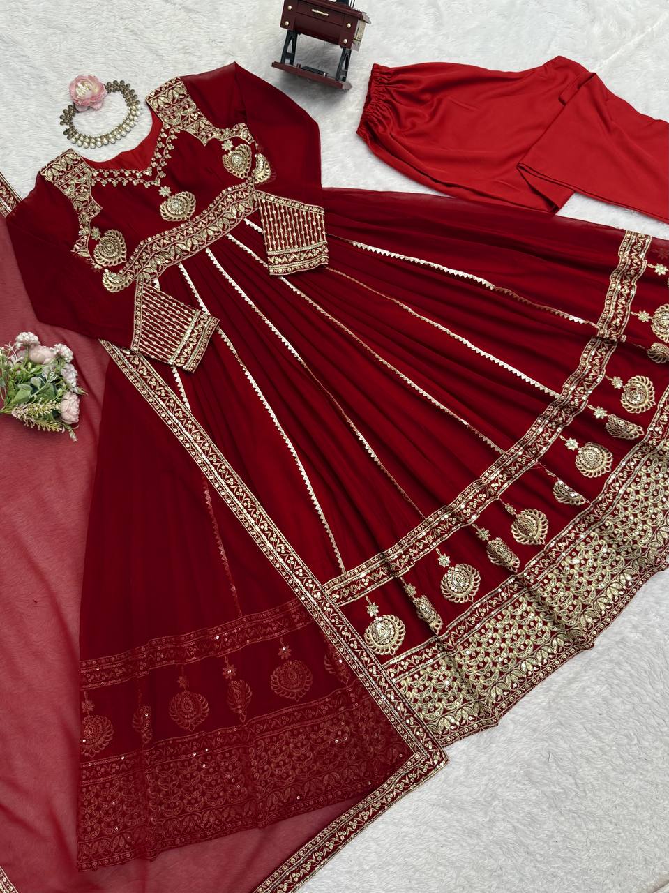 hread with Sequnce Front and back both side work In Gown