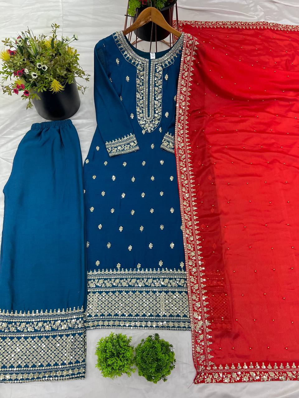 Fox Georgette With Embroidery Work With Full Sleeve With Lace Work Border Top Pent
