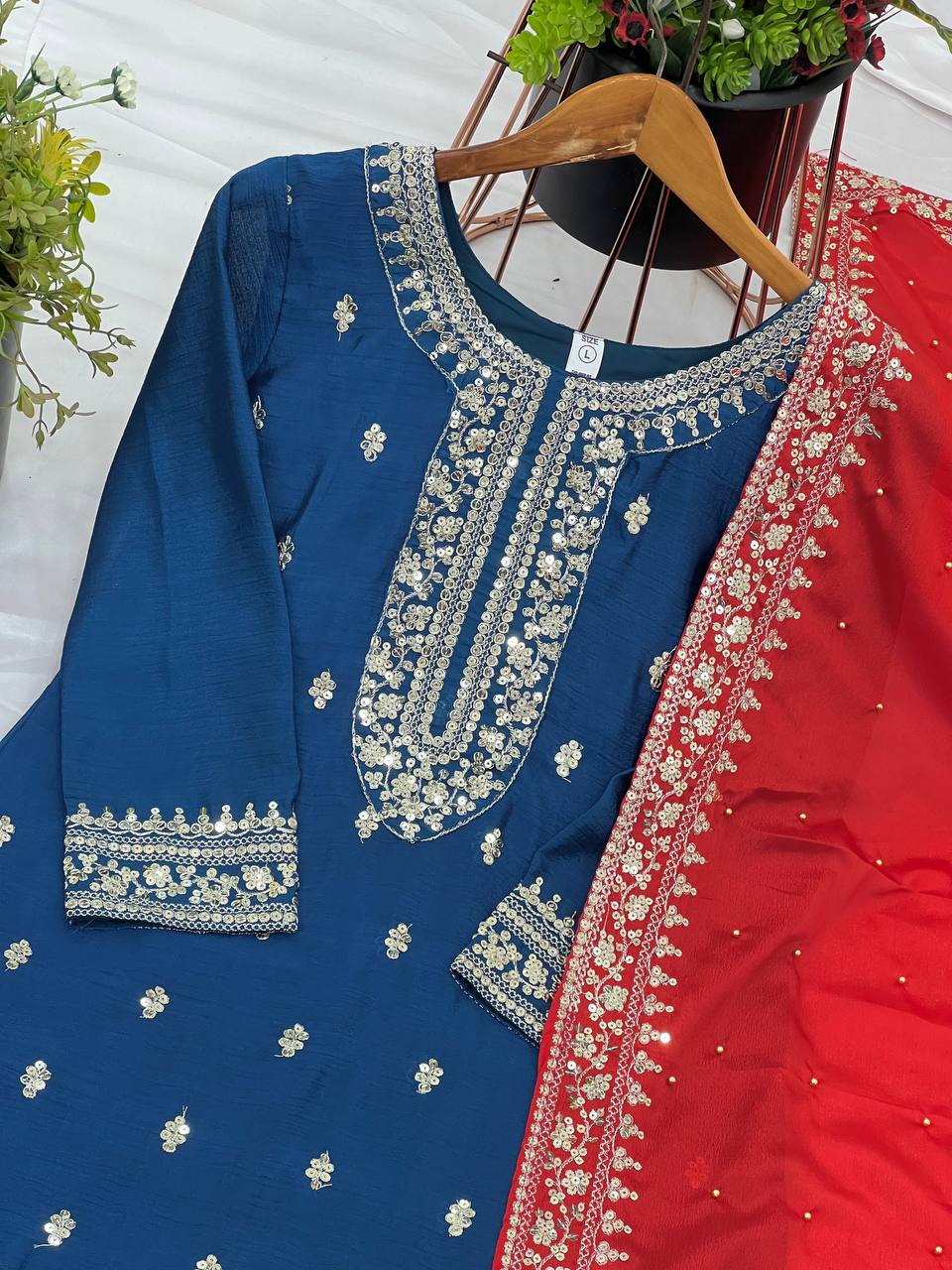 Fox Georgette With Embroidery Work With Full Sleeve With Lace Work Border Top Pent