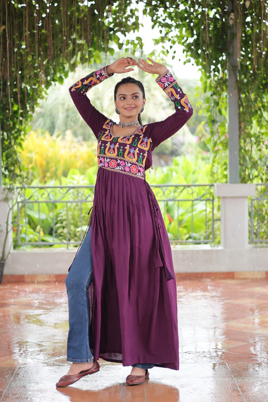 Navaratri Special Faux Georgette Leheriya Print Work Kurti
