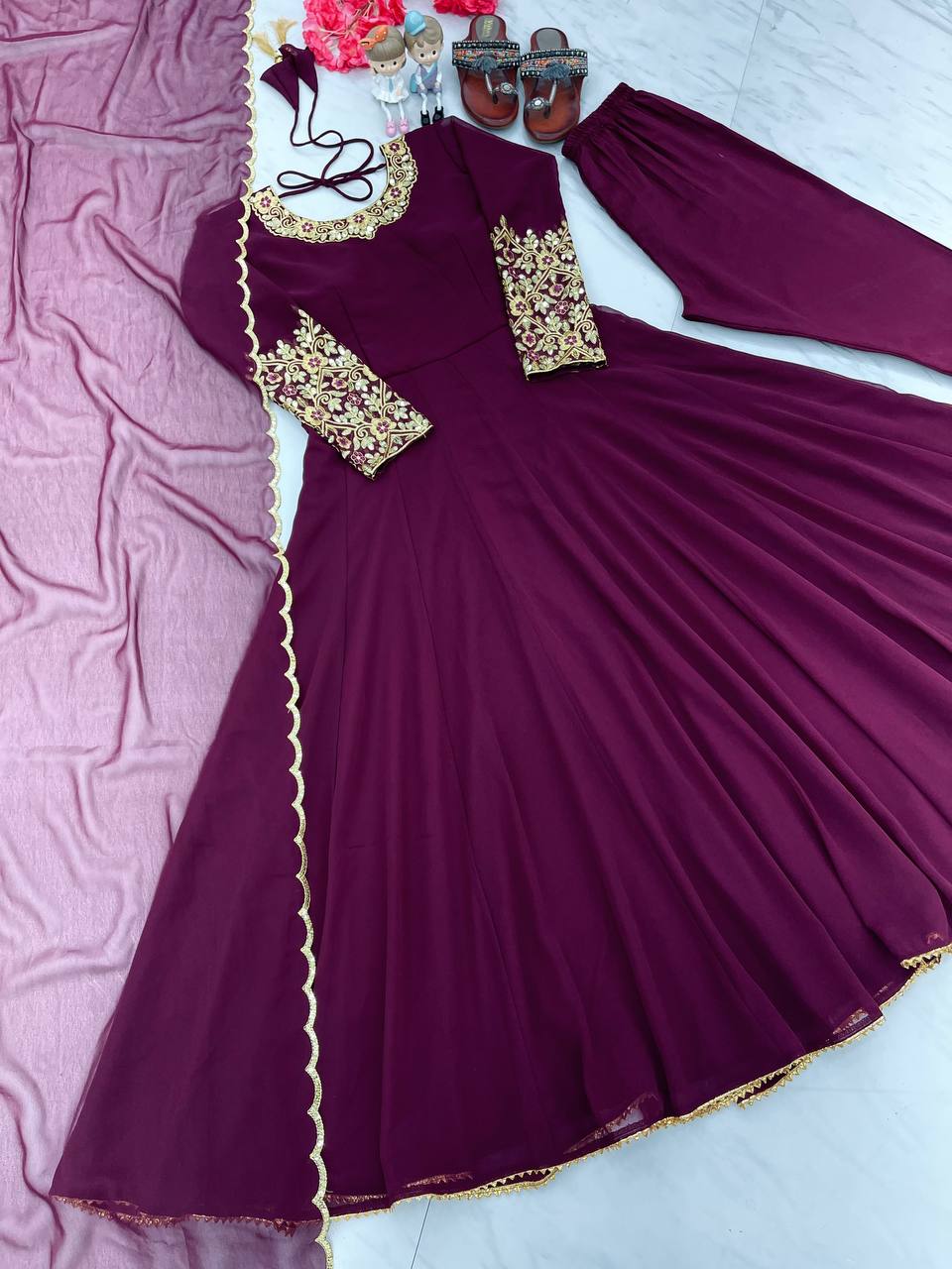 Launching New Party Wear Look Heavy Foux Georgette Anarkali Gown